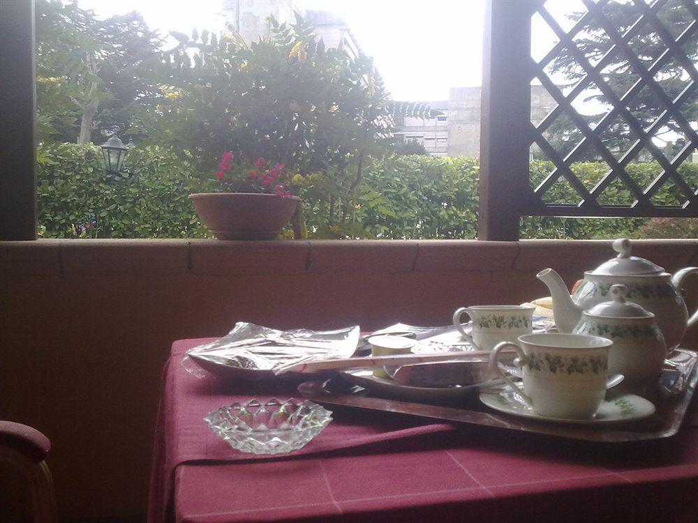 Hotel Federico II Napoli Esterno foto